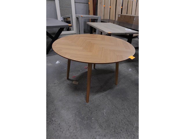 Houten tafel - afbeelding 2 van  3