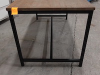 Houten tafel - afbeelding 2 van  3