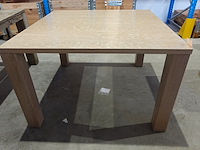 Houten tafel - afbeelding 2 van  2