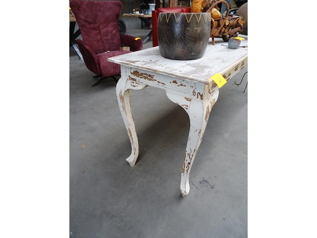 Houten tafel - afbeelding 2 van  3