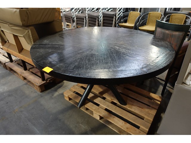 Houten tafel - afbeelding 1 van  3