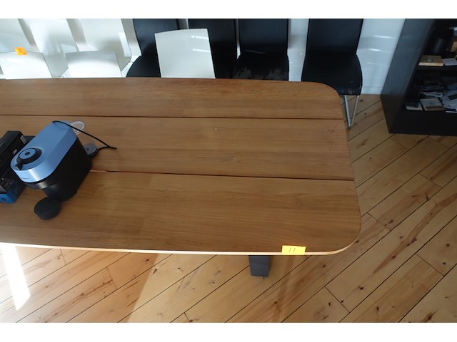Houten tafel - afbeelding 4 van  5