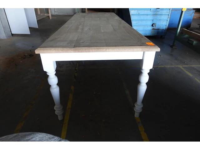 Houten tafel - afbeelding 4 van  6