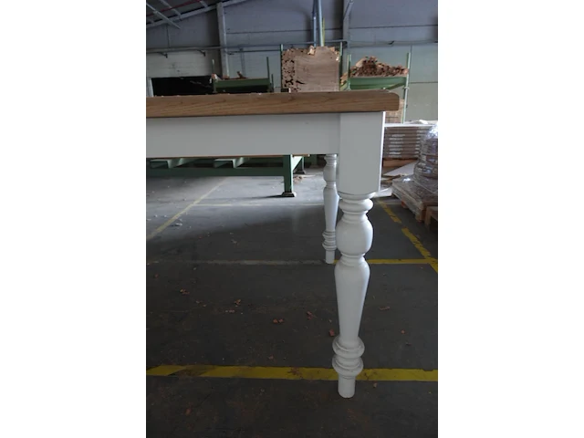 Houten tafel - afbeelding 6 van  6