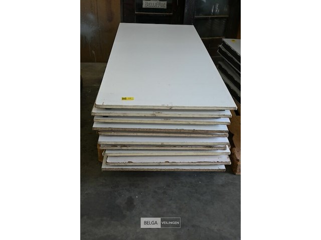 Houten tafels (10x) - afbeelding 1 van  2