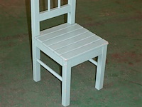 Houten tafeltje + 2 houten kinderstoelen - afbeelding 3 van  4