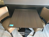 Houten tafeltje met 2 stoelen - afbeelding 1 van  1