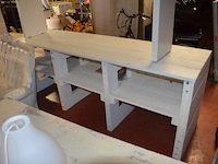 Houten toog wit afm. 237x69x87, wandtafel wit afm. 192x36x73 - afbeelding 6 van  9