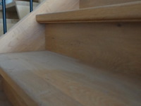 Houten toonzaal trap - afbeelding 4 van  4