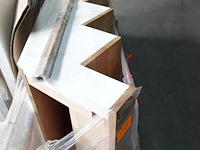 Houten trap + 2 metalen leuningen - afbeelding 3 van  3