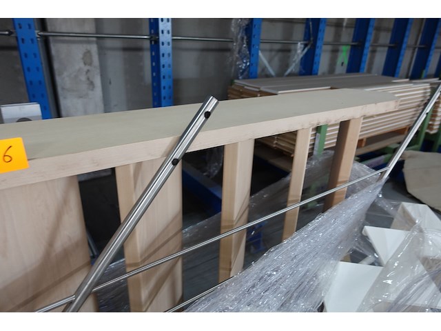 Houten trap + inox leuning - afbeelding 2 van  3