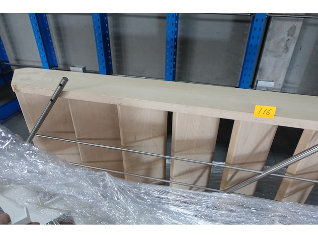 Houten trap + inox leuning - afbeelding 3 van  3