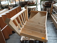 Houten trap + leuning - afbeelding 2 van  3