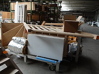 Houten trap + leuning - afbeelding 1 van  3
