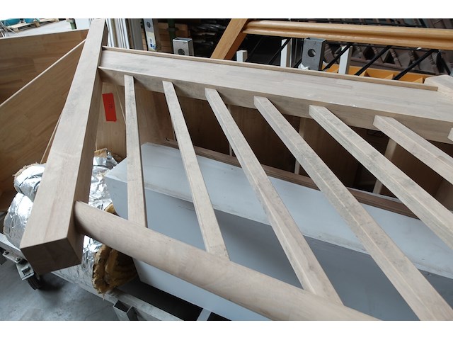 Houten trap + leuning - afbeelding 2 van  3