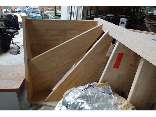 Houten trap + leuning - afbeelding 3 van  3