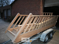 Houten trap met leuning - afbeelding 4 van  7