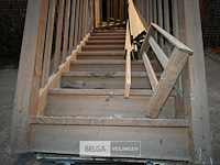 Houten trap met leuning - afbeelding 7 van  7