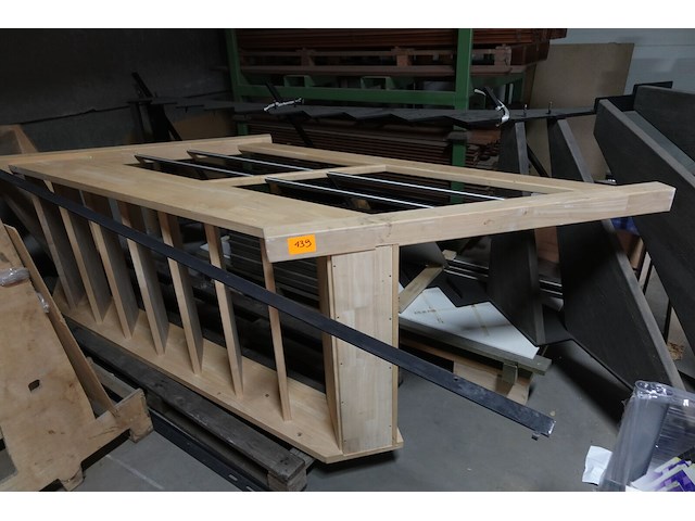 Houten trap met leuning - afbeelding 4 van  4