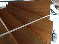 Houten trap + metalen leuning - afbeelding 3 van  3