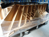 Houten trap + metalen traponderdelen - afbeelding 1 van  4