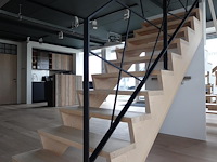 Houten trap - afbeelding 2 van  2