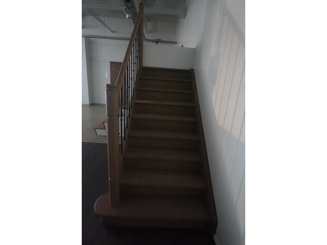 Houten trap - afbeelding 1 van  2