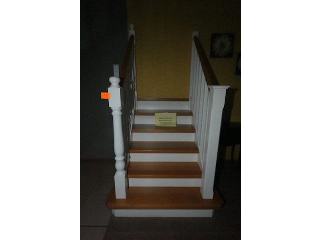 Houten trap - afbeelding 1 van  3