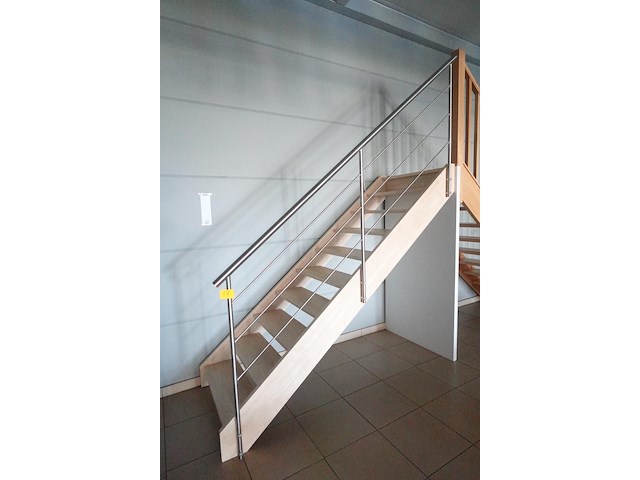 Houten trap - afbeelding 2 van  3