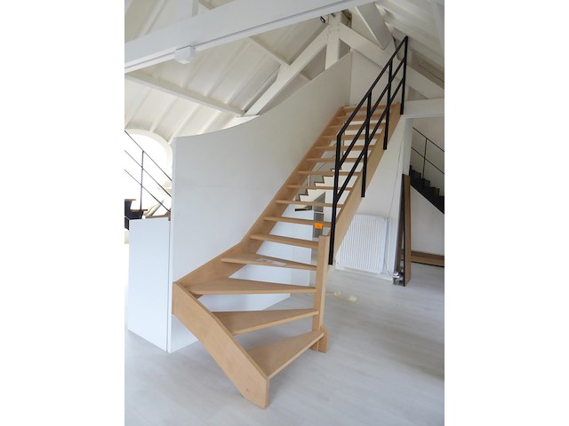 Houten trap - afbeelding 3 van  3