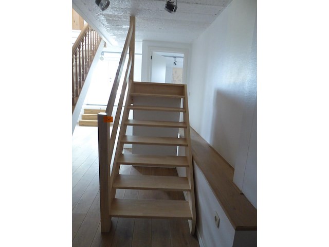 Houten trap - afbeelding 3 van  3