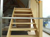 Houten trap - afbeelding 1 van  1