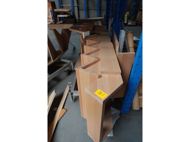 Houten trap - afbeelding 3 van  3