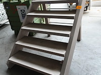 Houten trap - afbeelding 2 van  2