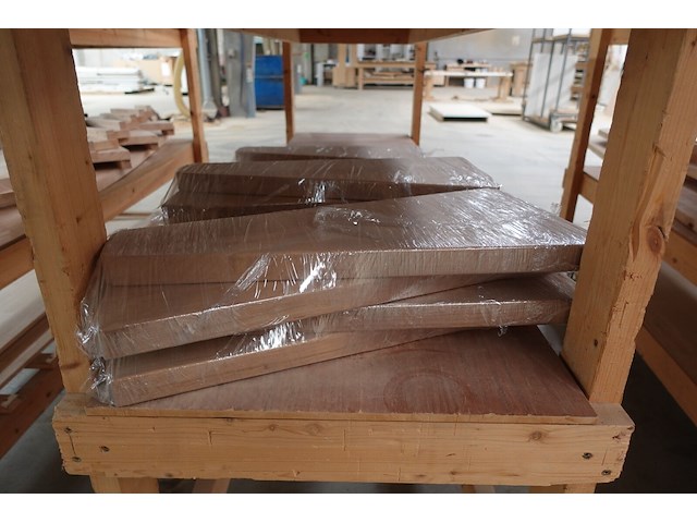 Houten trap - afbeelding 4 van  4