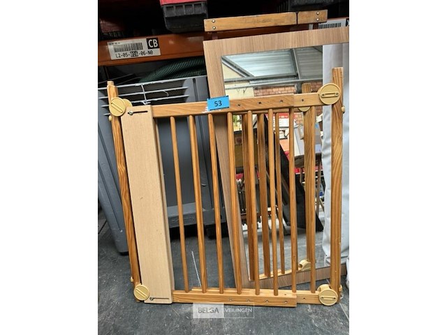 Houten traphekje + spiegel + stoeltje - afbeelding 1 van  2