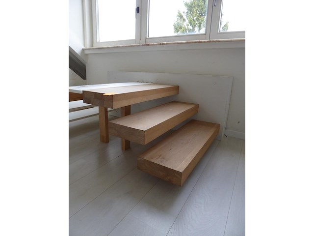 Houten treden - afbeelding 1 van  1