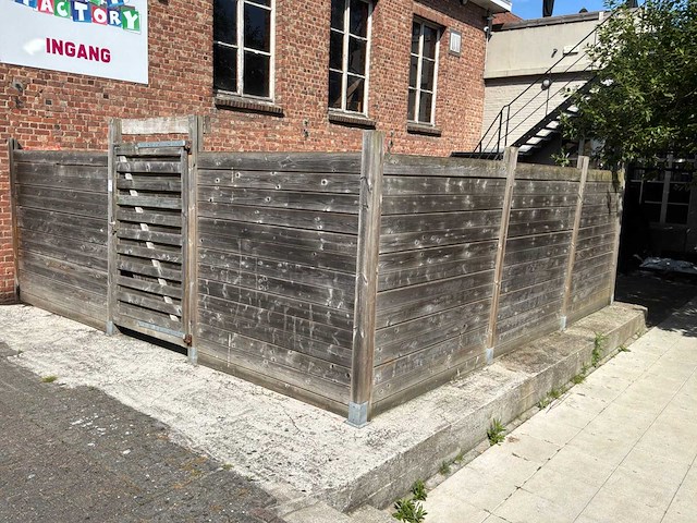 Houten tuinomheining - afbeelding 1 van  1