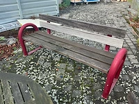 Houten tuinset bestaande uit ronde tuintafel, 3 klapstoelen en tuinbank - afbeelding 7 van  7
