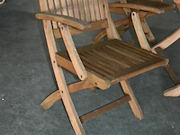 Houten tuintafel + 4 houten tuinstoelen - afbeelding 4 van  6
