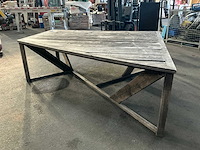 Houten tuintafel - afbeelding 2 van  4