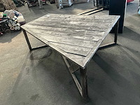 Houten tuintafel - afbeelding 3 van  4