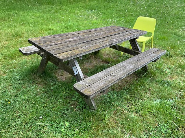 Houten tuintafel - afbeelding 1 van  2