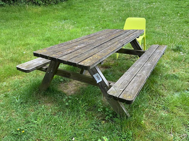 Houten tuintafel - afbeelding 2 van  2