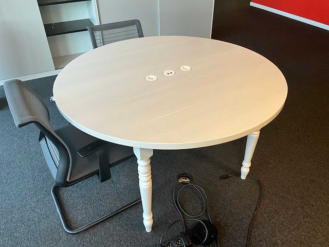 Houten vergadertafel - afbeelding 1 van  6