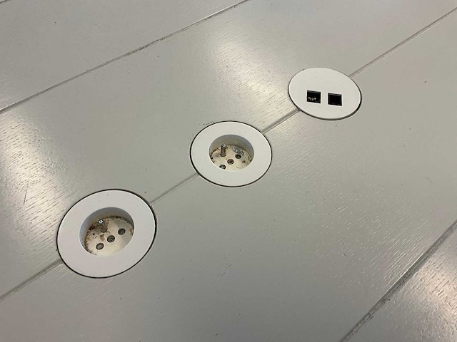 Houten vergadertafel - afbeelding 2 van  6