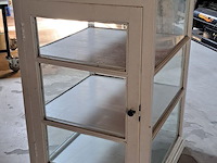 Houten vitrine