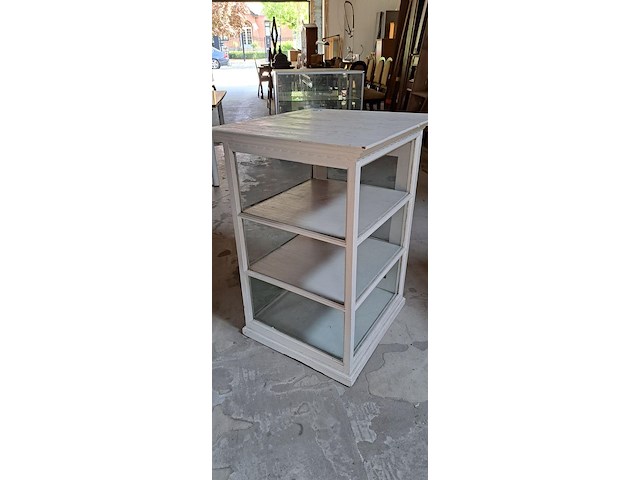 Houten vitrine - afbeelding 2 van  2