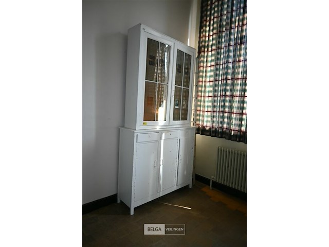 Houten vitrinekast - afbeelding 1 van  4