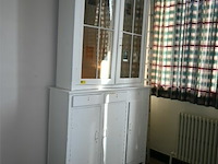 Houten vitrinekast